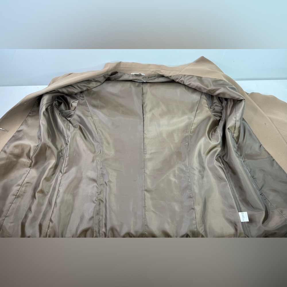Talbots Silk Classic Two Button Tan Blazer Pockets Size 12 - Picture 6 of 9